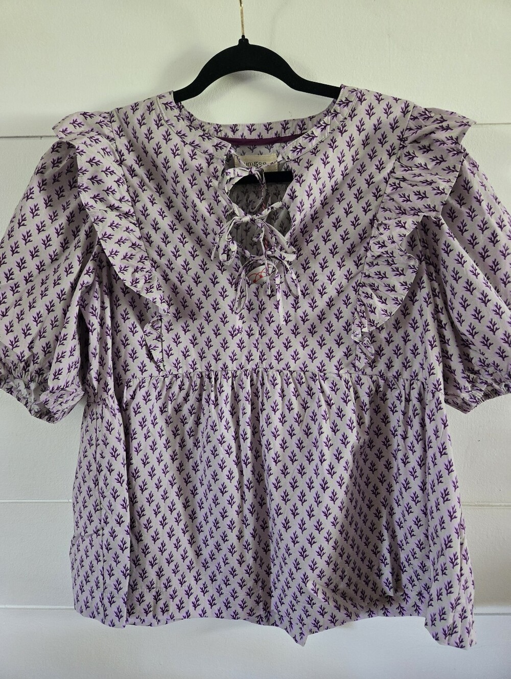 UMGEE-Women’s Lavender Floral Ruffle Tie-Front Blouse